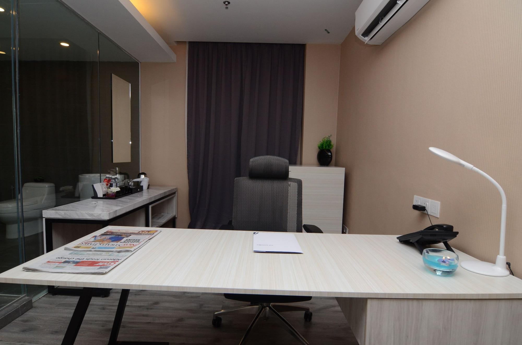The Leverage Business Hotel Τζόχορ Μπάχρου Εξωτερικό φωτογραφία
