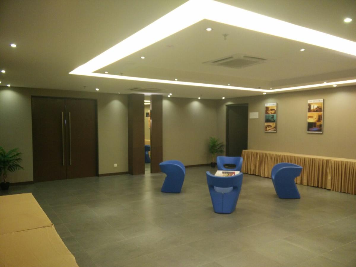 The Leverage Business Hotel Τζόχορ Μπάχρου Εξωτερικό φωτογραφία